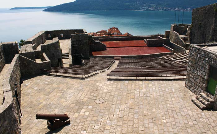 Крепость в Черногории 